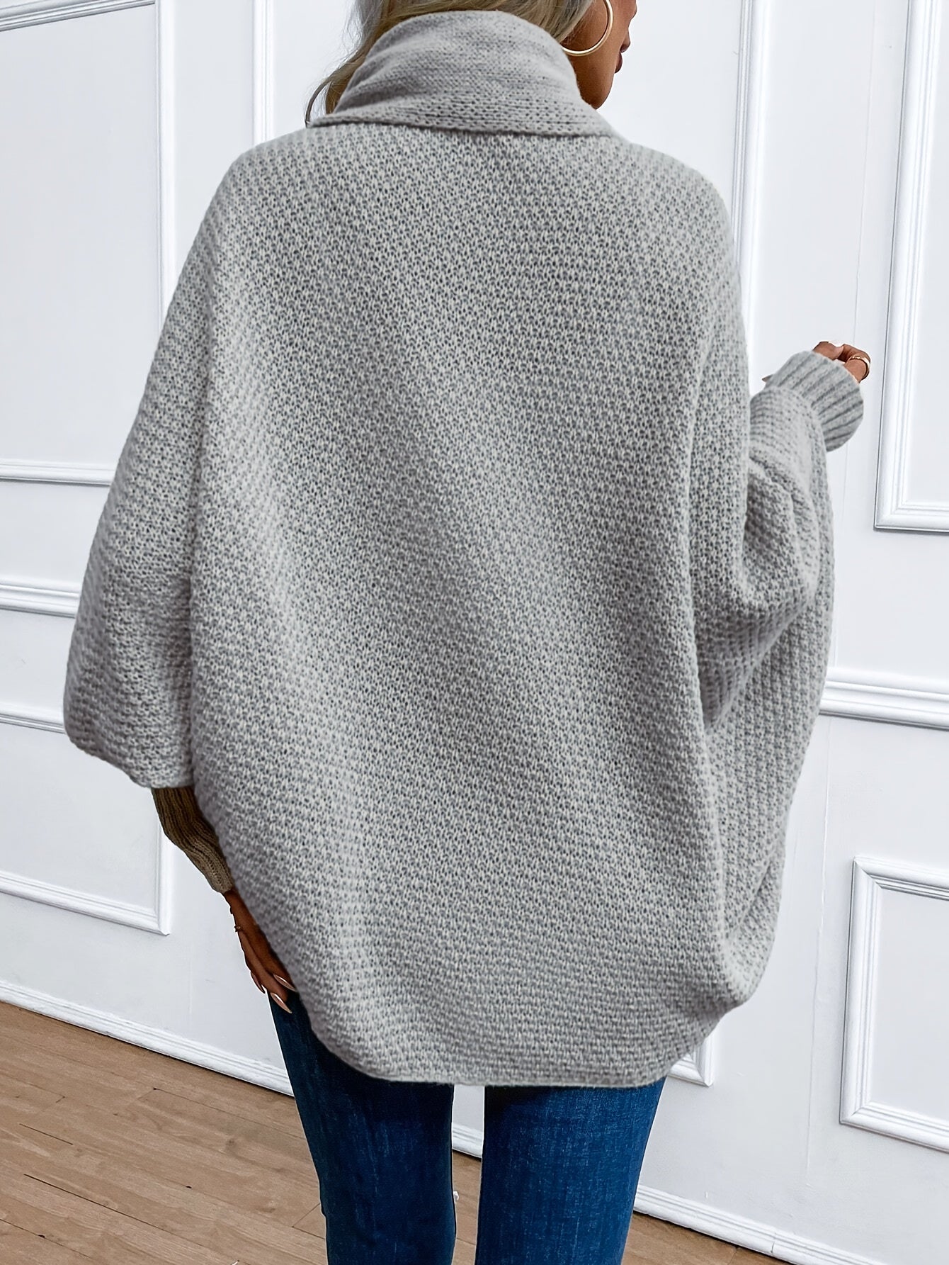 Voocci elegant batwing sleeve cardigan in grey, featuring a cozy oversized design for comfort and style