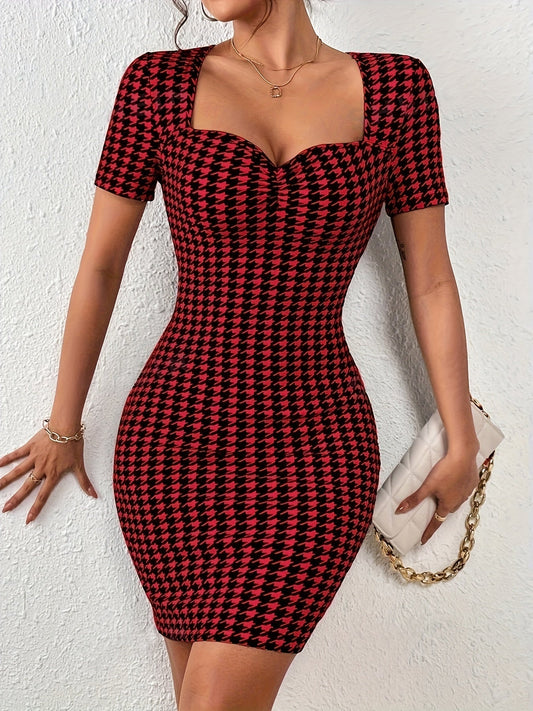 Voocci heart-shaped neckline dress in red and black houndstooth pattern, fitted silhouette with short sleeves
